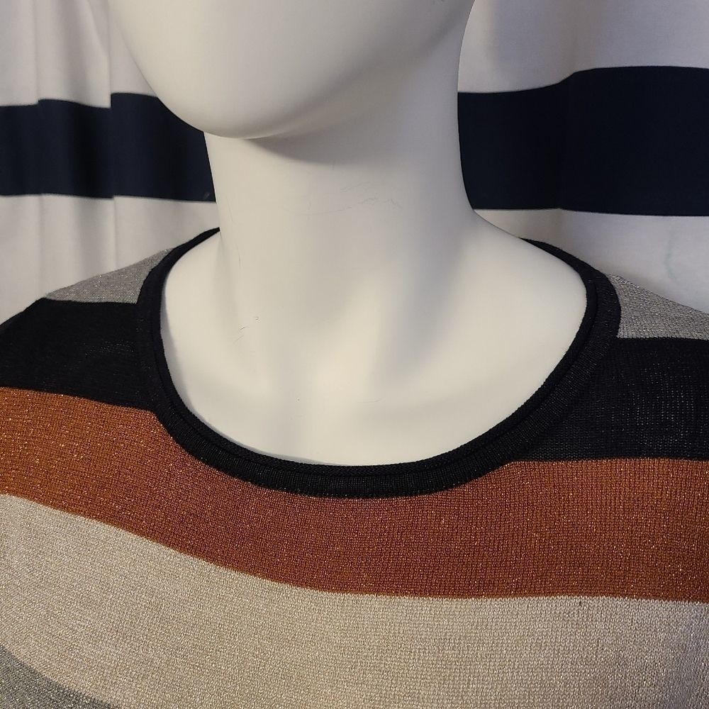 Comma Sweater, Size 36 - Picture 4 of 9